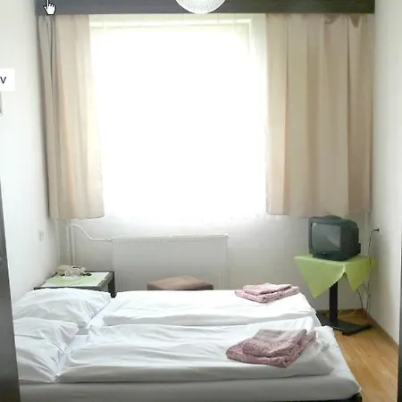 酒店 塔特兰奈克酒店 2*