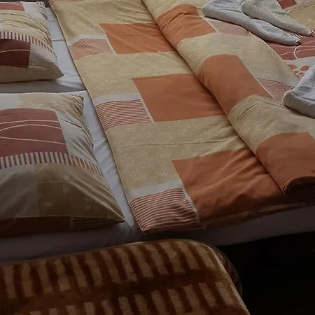 塔特兰奈克酒店 2*