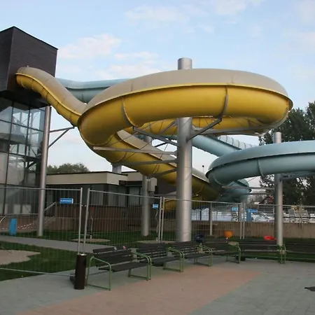 塔特兰奈克酒店 2* 塔查斯卡-鲁穆尼卡