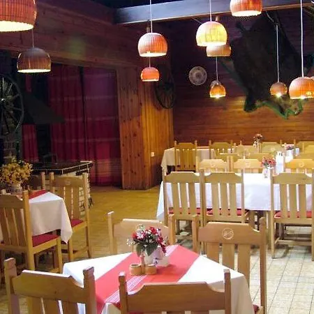 塔特兰奈克酒店 2*