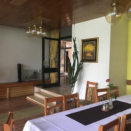 塔特兰奈克酒店 酒店